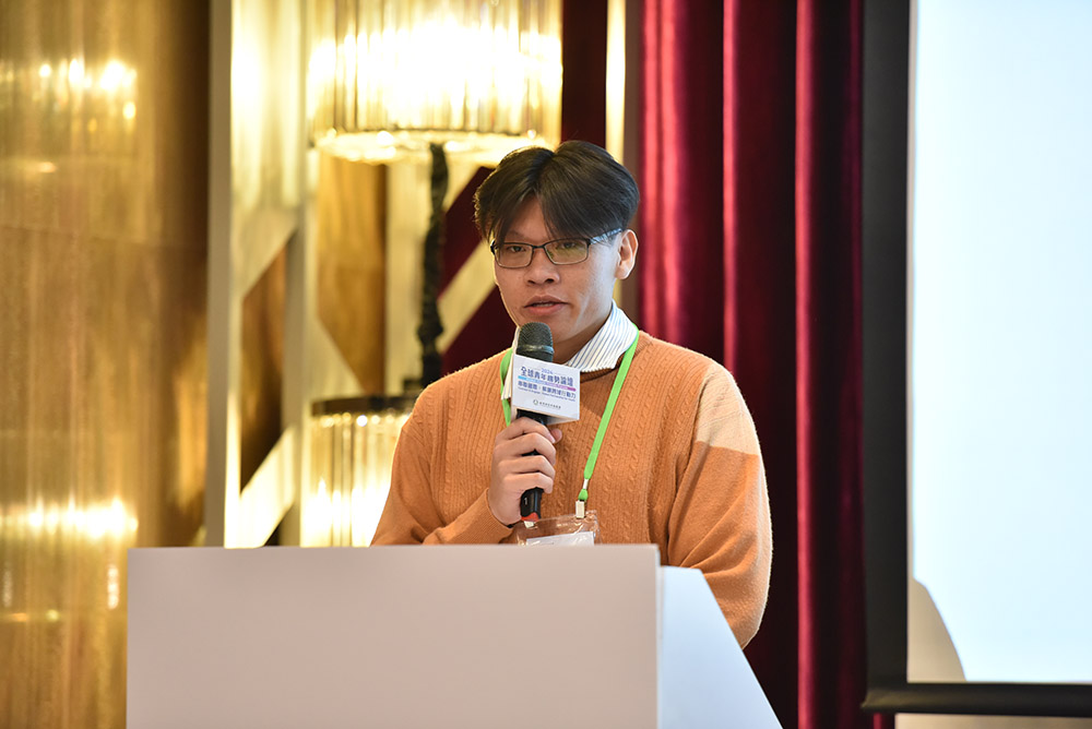 封面人物-男生發言