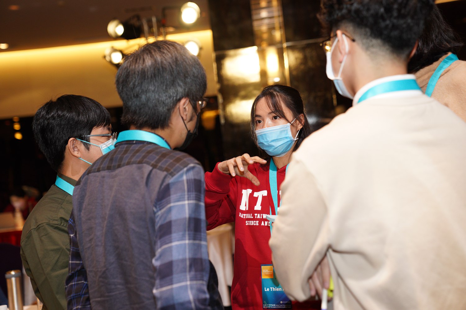 Youth Dialogue Moment