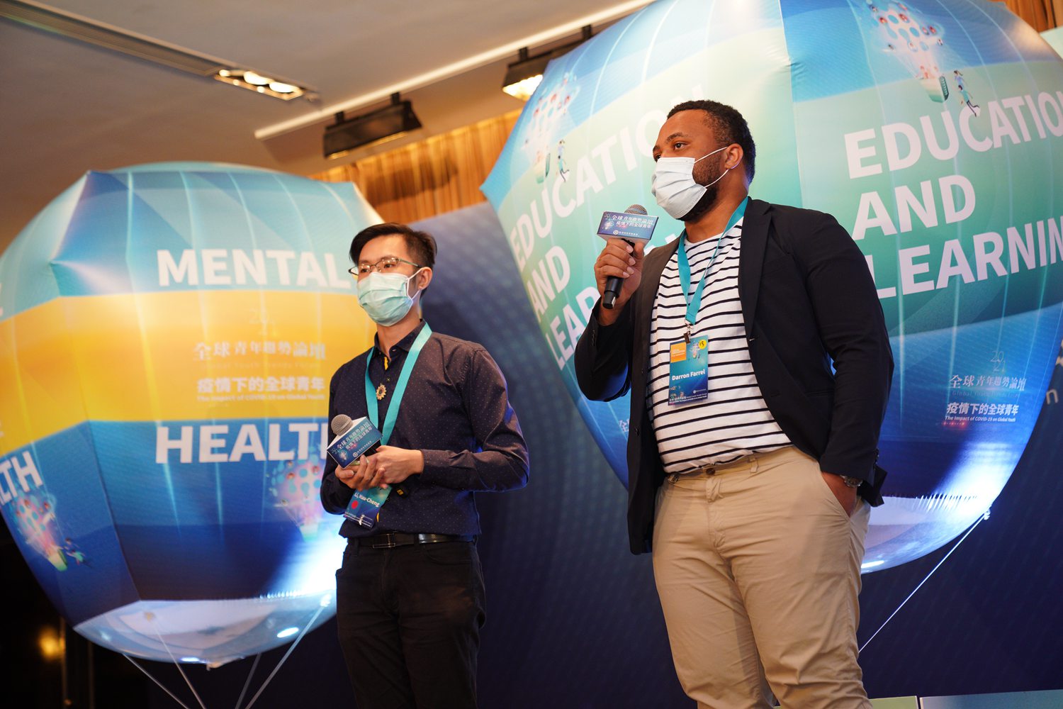 Speaker Interaction Close-up